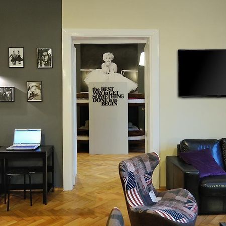 Hollywood Hostel Краків Номер фото