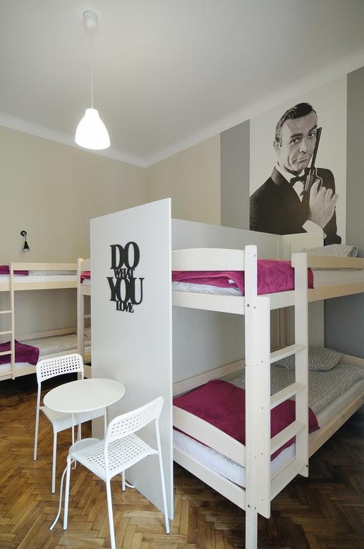 Hollywood Hostel Краків Номер фото